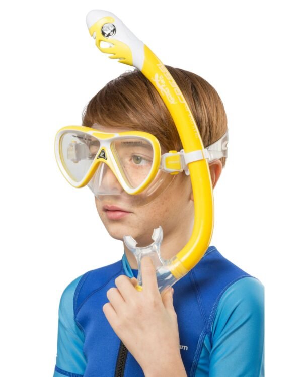 Combo Cressi Pegaso & Iguana Dry: Máscara y Snorkel Infantil Ligero (Amarillo/Blanco) - Image 4